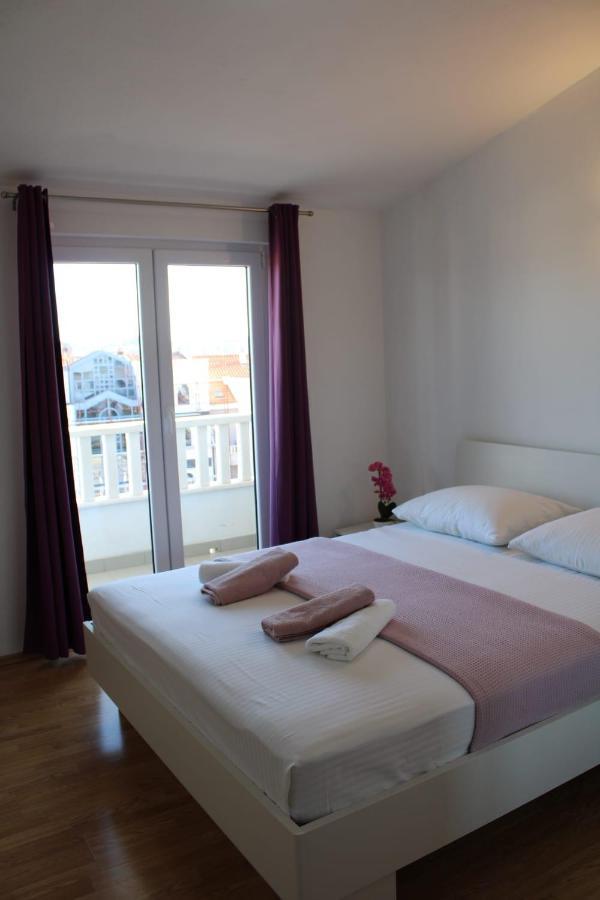 Apartments Renata Donji Seget Exterior foto